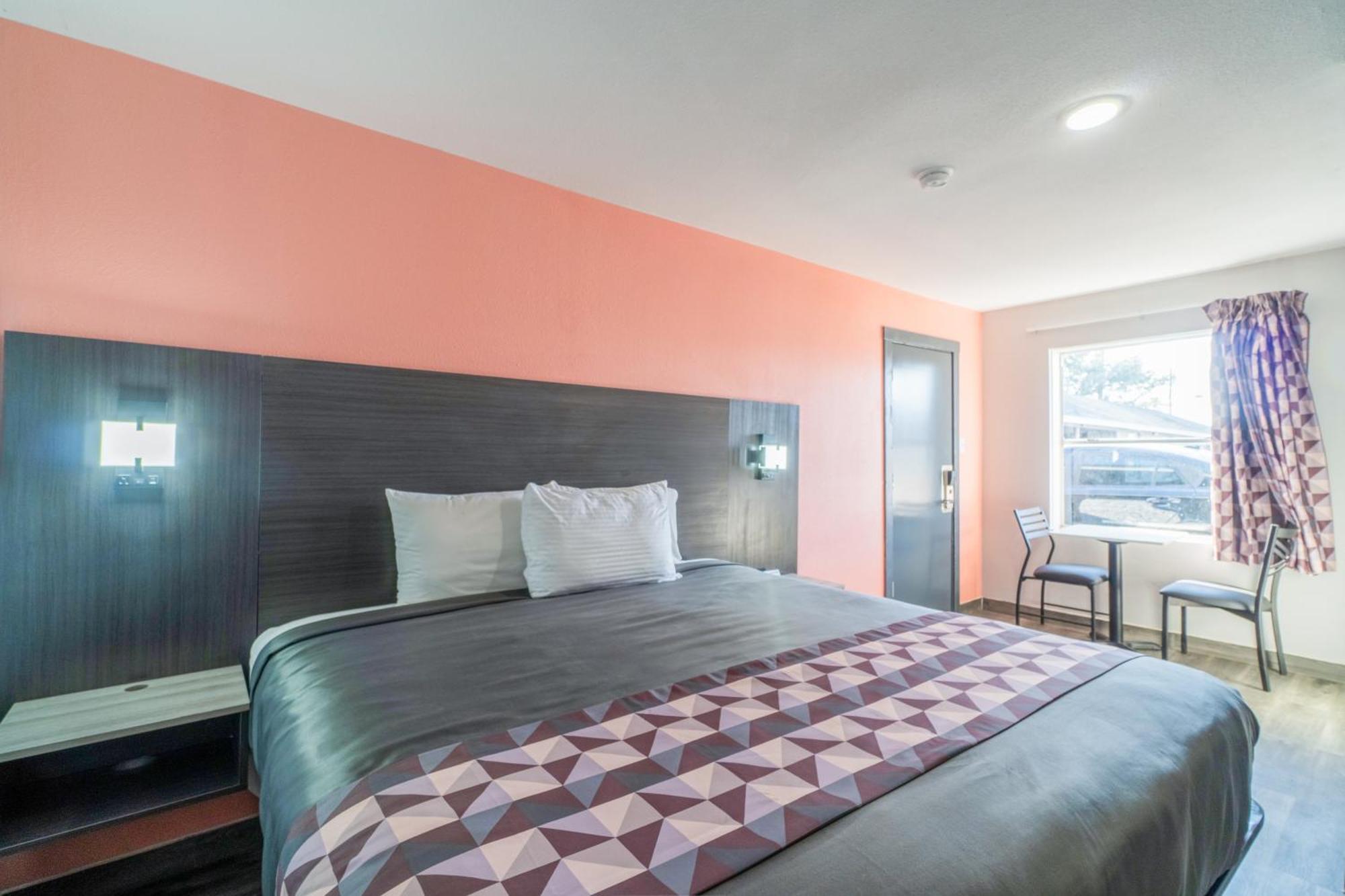 Royal Inn By Oyo Stephenville Esterno foto