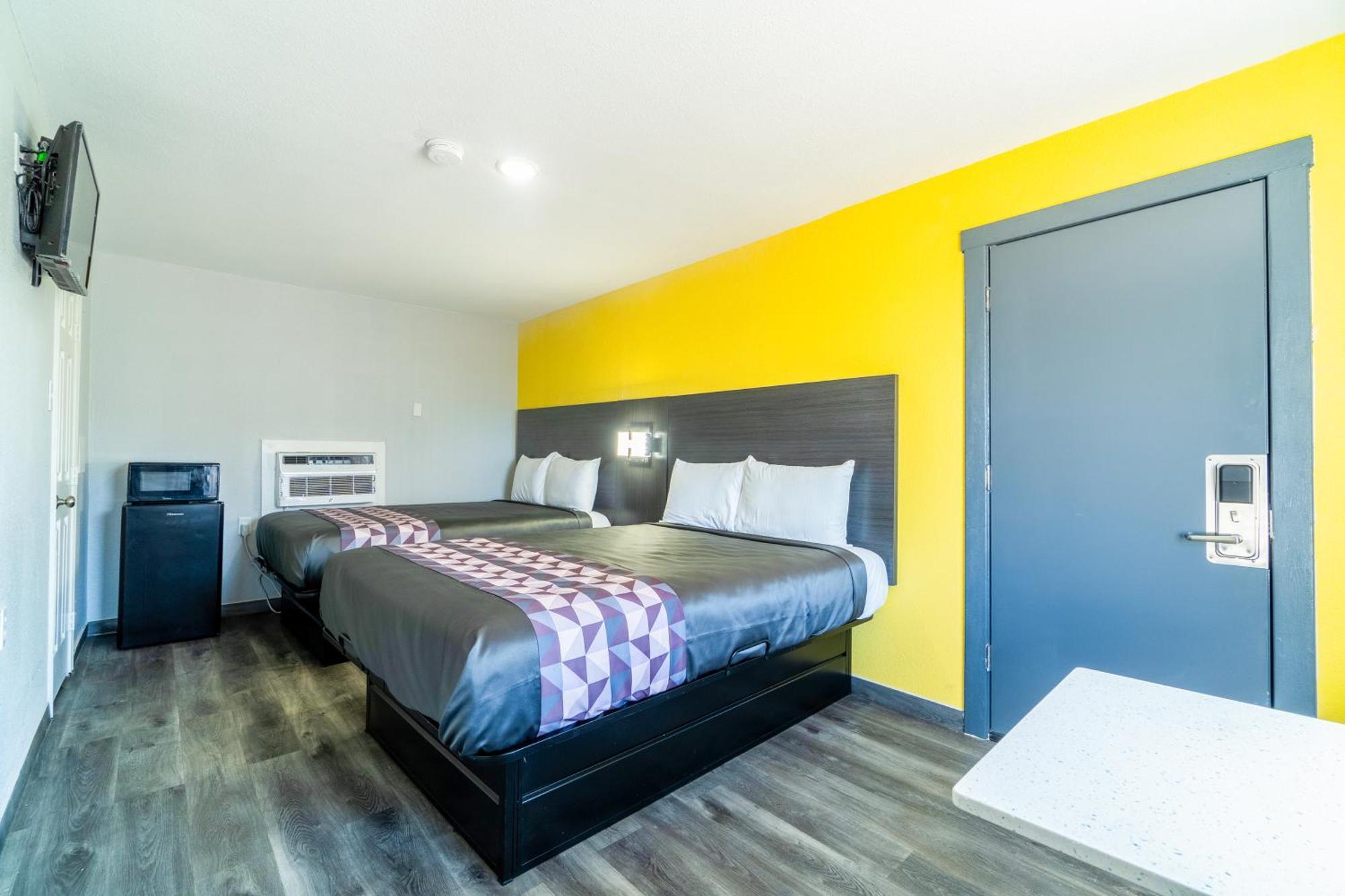 Royal Inn By Oyo Stephenville Esterno foto