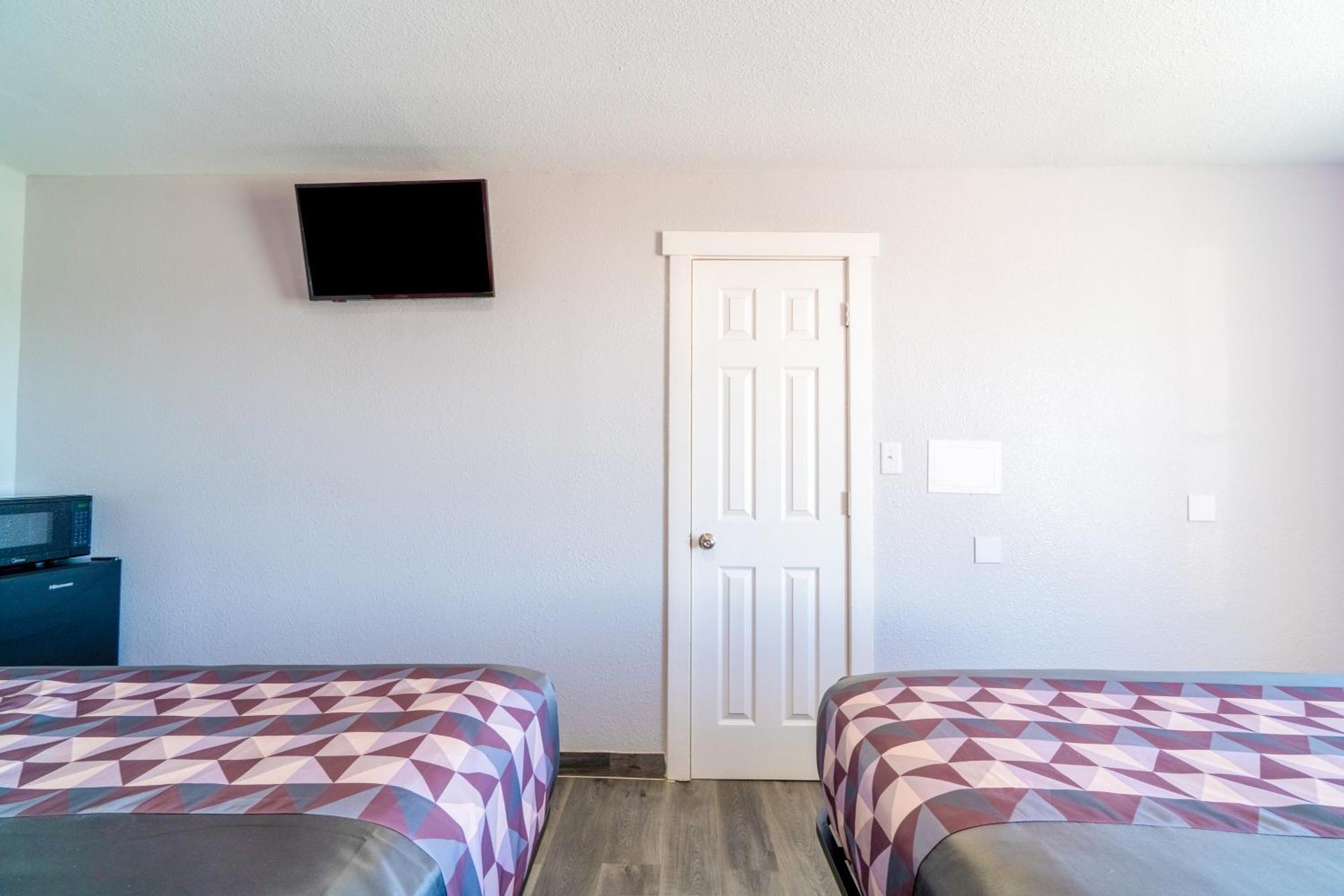 Royal Inn By Oyo Stephenville Esterno foto